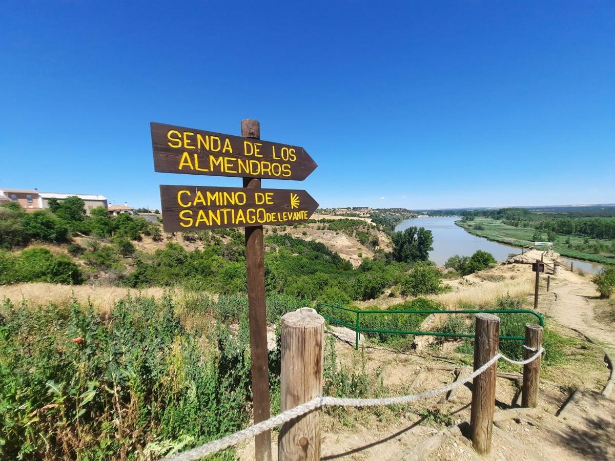 Beautiful Alamedas - Una Casa Rural Con Una Historia Unica Castronuno Exteriér fotografie