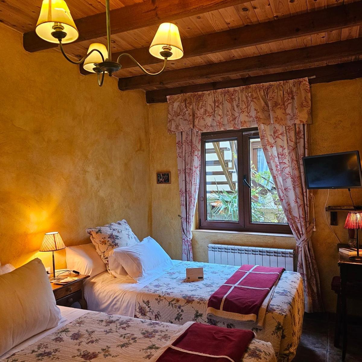 Beautiful Alamedas - Una Casa Rural Con Una Historia Unica Castronuno Exteriér fotografie